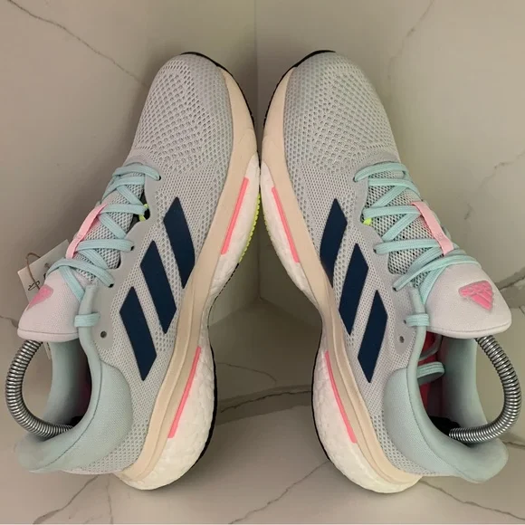Adidas NWT Solar Glide 5 Womens Size 8.5 White Walking Training GX6719 Shoes - Picture 6 of 10